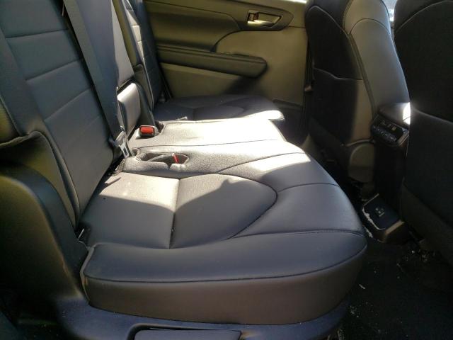 Photo 11 from auction – 2022 TOYOTA HIGHLANDER with VIN 5TDGZRBH3NS187749