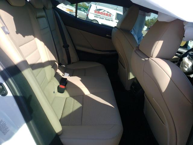 Photo 10 from auction – 2017 LEXUS IS 200T with VIN JTHBA1D22H5046921