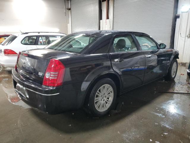 Photo 3 from auction – 2010 CHRYSLER 300 TOURIN with VIN 2C3CA4CD8AH142937