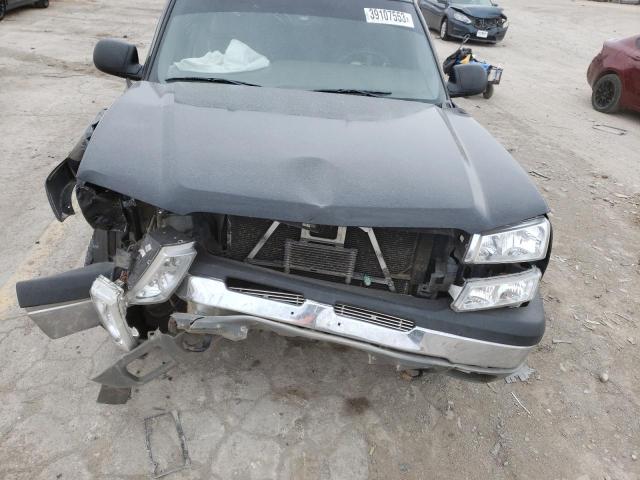 Photo 11 from auction – 2004 CHEVROLET SILVERADO with VIN 2GCEK19T241277777