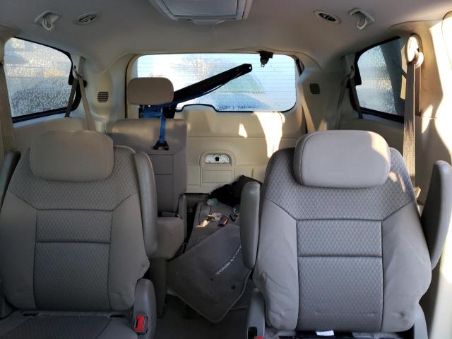 Photo 10 from auction – 2010 CHRYSLER TOWN & COU with VIN 2A4RR5D1XAR319971