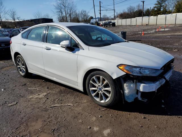 Photo 4 from auction – 2017 FORD FUSION SE with VIN 3FA6P0HD0HR254452