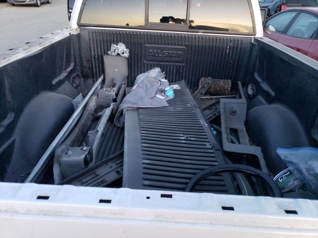 Photo 12 from auction – 2005 FORD F150 with VIN 1FTRF12245NB08464