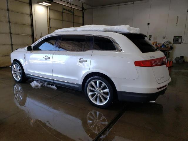 Photo 2 from auction – 2010 LINCOLN MKT with VIN 2LMHJ5AT8ABJ28010