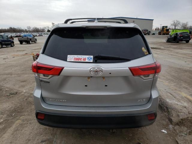 Photo 6 from auction – 2018 TOYOTA HIGHLANDER with VIN 5TDKZRFH8JS527346