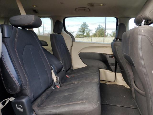 Photo 11 from auction – 2017 CHRYSLER PACIFICA T with VIN 2C4RC1DG2HR611323