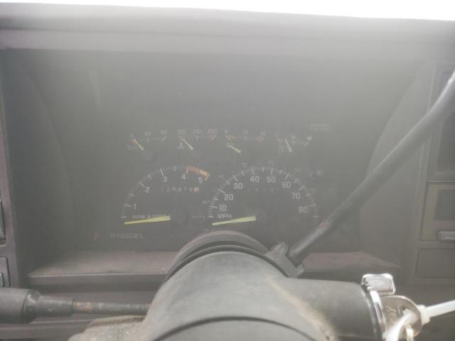 Photo 9 from auction – 1994 CHEVROLET GMT-400 C1 with VIN 1GCEC19K3RE283243