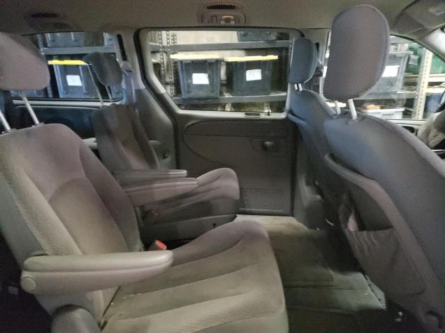 Photo 10 from auction – 2005 CHRYSLER TOWN AND C with VIN 2C4GP54L85R541855