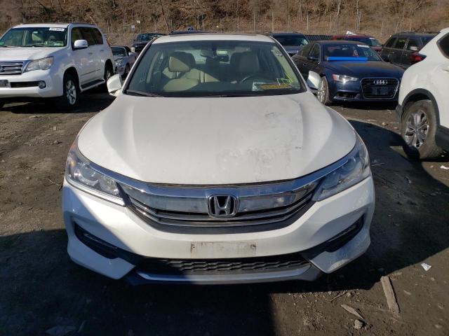 Photo 5 from auction – 2017 HONDA ACCORD EXL with VIN 1HGCR2F83HA043511