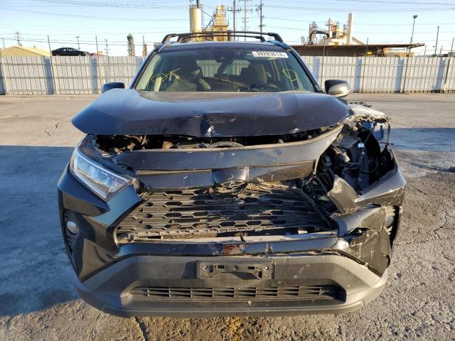 Photo 5 from auction – 2020 TOYOTA RAV4 XLE with VIN 2T3W1RFV6LW100442