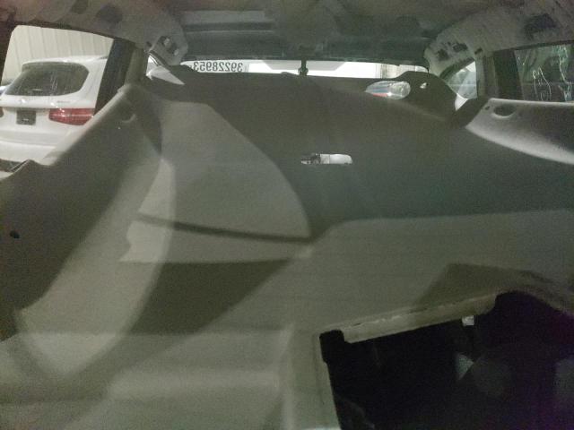 Photo 8 from auction – 2004 TOYOTA RAV4 with VIN JTEHD20V546017650
