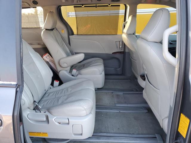 Photo 11 from auction – 2012 TOYOTA SIENNA XLE with VIN 5TDDK3DC2CS031527