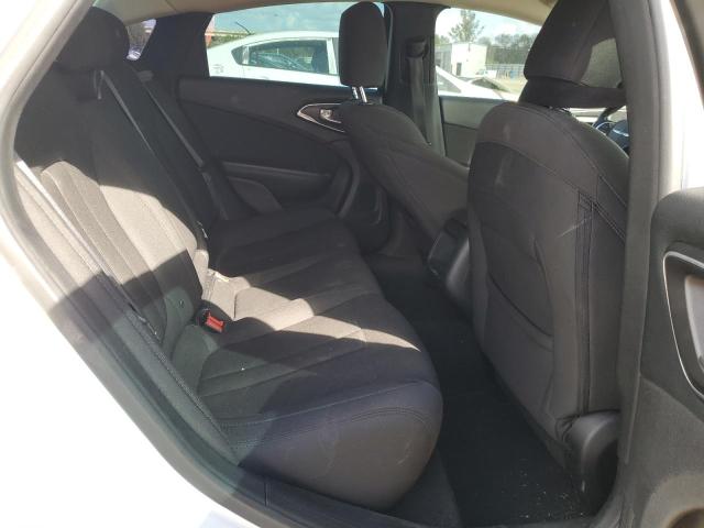 Photo 10 from auction – 2015 CHRYSLER 200 LIMITE with VIN 1C3CCCAB3FN747937