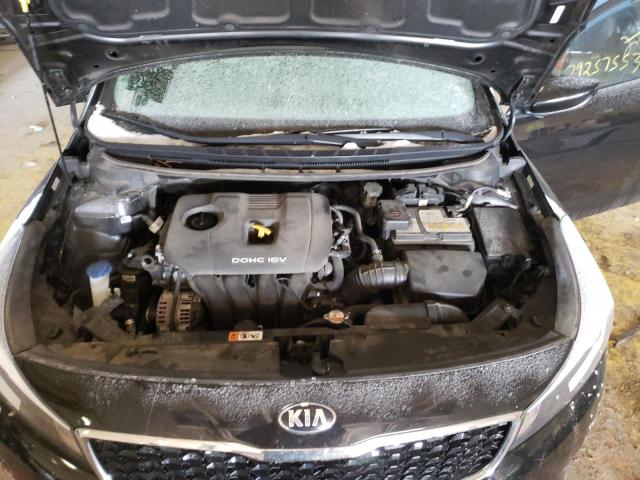 Photo 11 from auction – 2018 KIA FORTE LX with VIN 3KPFK4A75JE220671