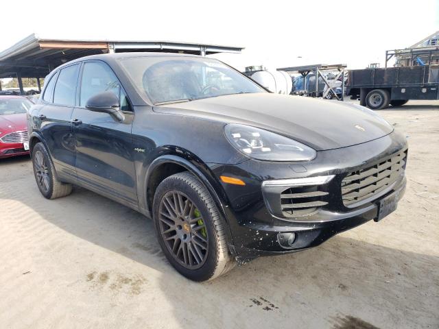 Photo 4 from auction – 2017 PORSCHE CAYENNE SE with VIN WP1AE2A23HLA70831
