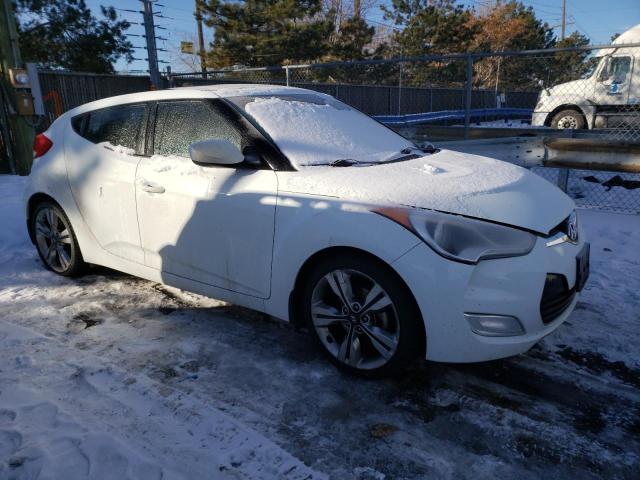 Photo 4 from auction – 2016 HYUNDAI VELOSTER with VIN KMHTC6AD4GU253653