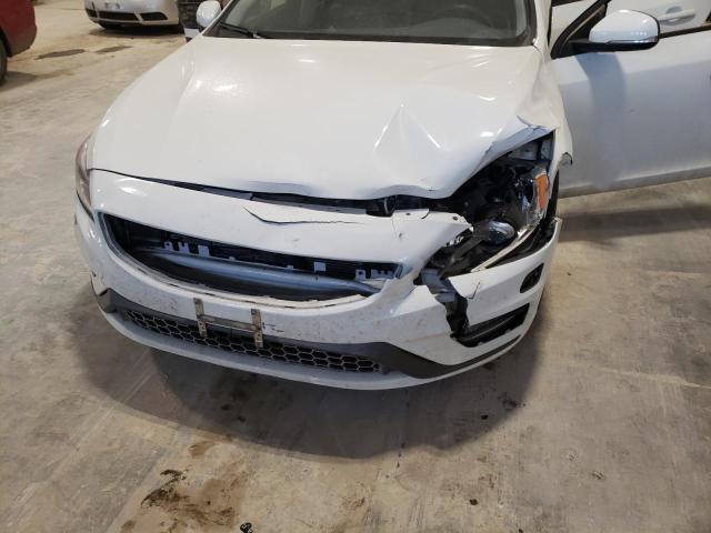 Photo 11 from auction – 2017 VOLVO S60 DYNAMI with VIN YV140MTL0H2421645