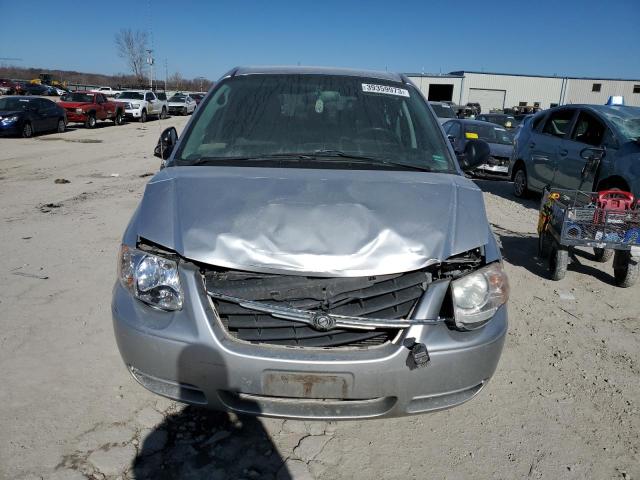 Photo 5 from auction – 2007 CHRYSLER TOWN & COU with VIN 2A4GP44R77R295585