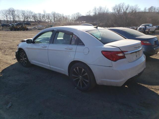 Photo 2 from auction – 2013 CHRYSLER 200 LIMITE with VIN 1C3CCBCG8DN736819