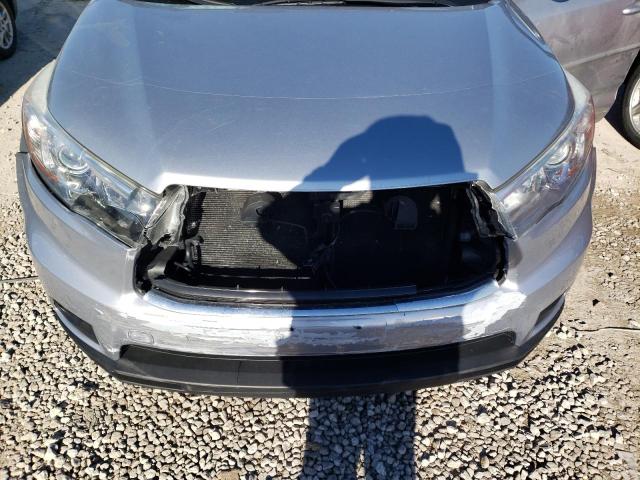 Photo 11 from auction – 2016 TOYOTA HIGHLANDER with VIN 5TDBKRFH5GS304534