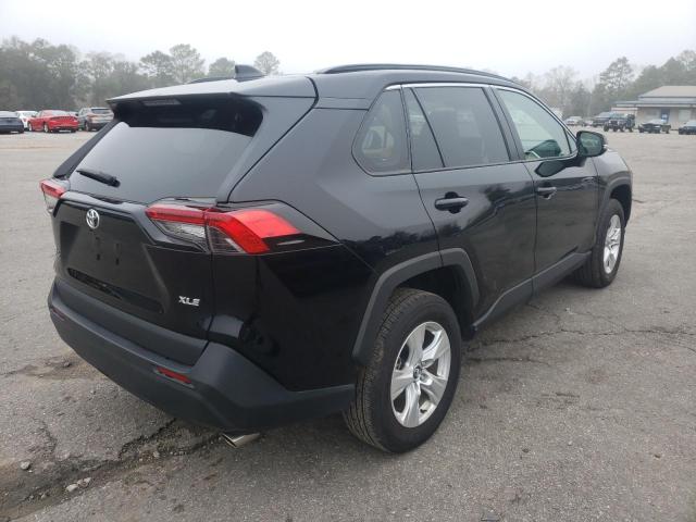 Photo 3 from auction – 2021 TOYOTA RAV4 XLE with VIN 2T3W1RFV1MC088882