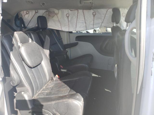 Photo 11 from auction – 2014 CHRYSLER TOWN & COU with VIN 2C4RC1BG7ER126688