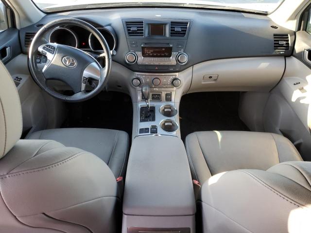 Photo 8 from auction – 2011 TOYOTA HIGHLANDER with VIN 5TDZK3EH1BS048236