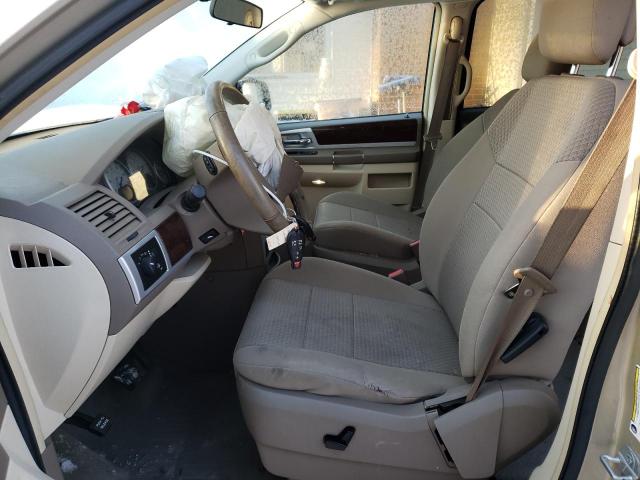 Photo 7 from auction – 2010 CHRYSLER TOWN & COU with VIN 2A4RR5D1XAR319971