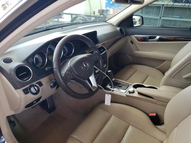 Photo 7 from auction – 2012 MERCEDES-BENZ C 250 with VIN WDDGF4HB2CA688405