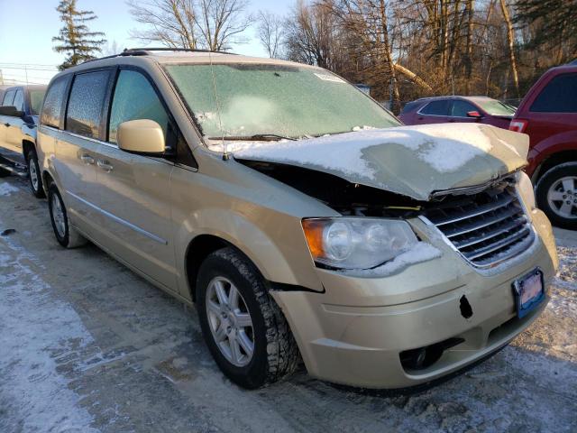 Photo 4 from auction – 2010 CHRYSLER TOWN & COU with VIN 2A4RR5D1XAR319971