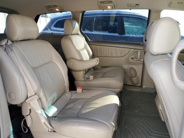 Photo 11 from auction – 2005 TOYOTA SIENNA XLE with VIN 5TDBA22C85S050982