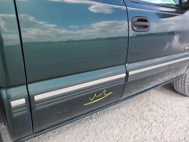 Photo 12 from auction – 2002 CHEVROLET SILVERADO with VIN 2GCEK19T021404409
