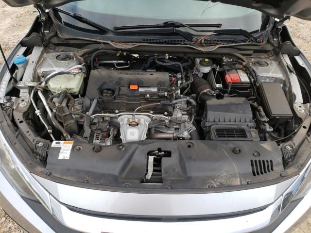 Photo 11 from auction – 2018 HONDA CIVIC EX with VIN 19XFC2F71JE020929