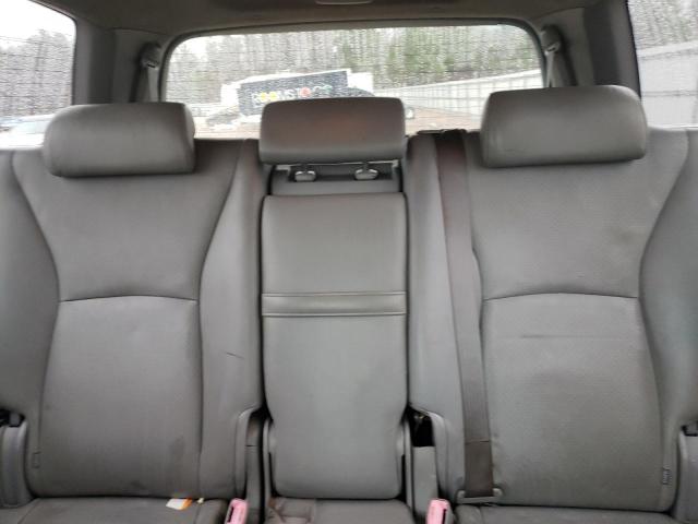 Photo 10 from auction – 2004 TOYOTA HIGHLANDER with VIN JTEEP21AX40055934