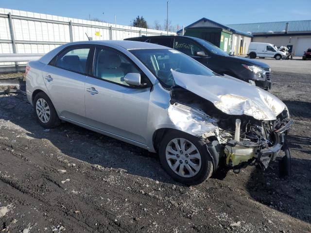 Photo 4 from auction – 2010 KIA FORTE EX with VIN KNAFU4A23A5177147