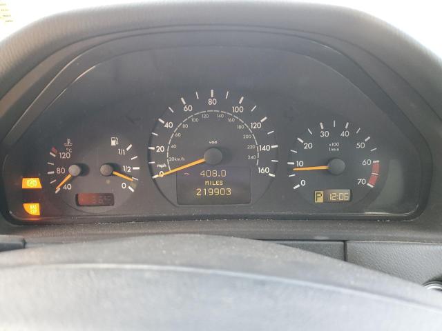 Photo 9 from auction – 2003 MERCEDES-BENZ E 320 with VIN WDBJH65JX3X088891