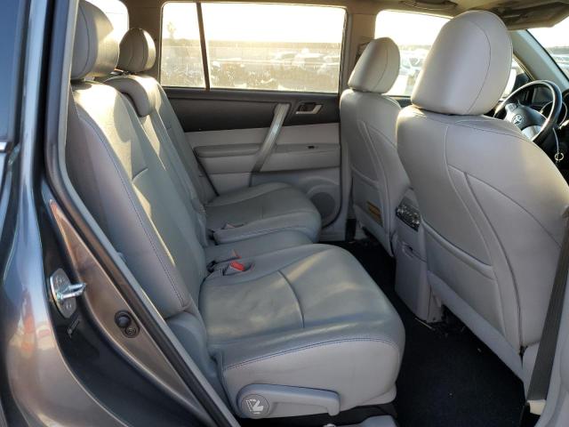 Photo 11 from auction – 2011 TOYOTA HIGHLANDER with VIN 5TDZK3EH1BS048236
