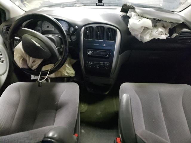 Photo 8 from auction – 2005 CHRYSLER TOWN AND C with VIN 2C4GP54L85R541855