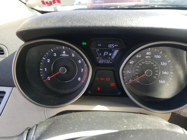 Photo 9 from auction – 2016 HYUNDAI ELANTRA SE with VIN 5NPDH4AE7GH791295