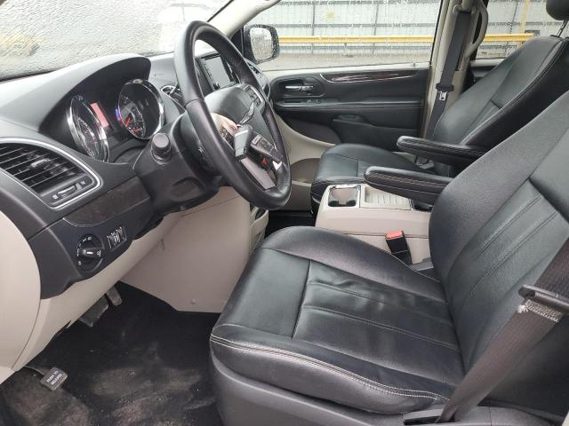Photo 7 from auction – 2016 CHRYSLER TOWN & COU with VIN 2C4RC1BGXGR296045