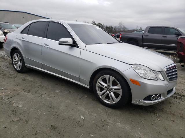 Photo 4 from auction – 2011 MERCEDES-BENZ E 350 with VIN WDDHF5GB7BA468025