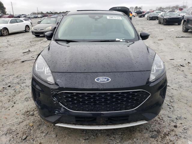 Photo 5 from auction – 2020 FORD ESCAPE SE with VIN 1FMCU0G63LUA92130