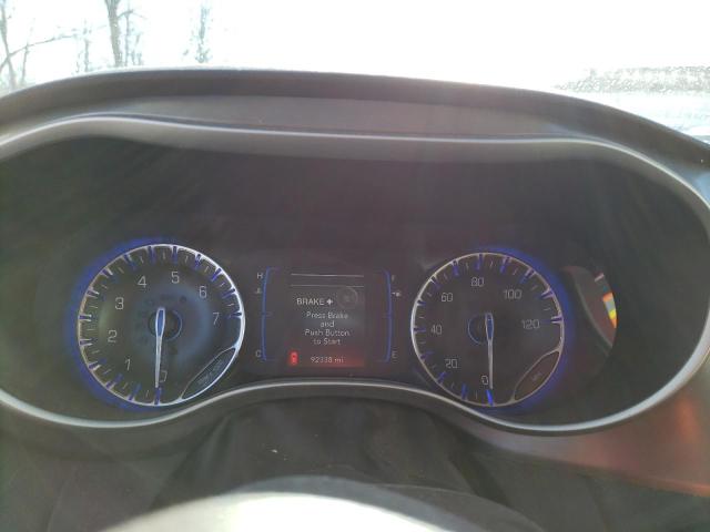 Photo 9 from auction – 2017 CHRYSLER PACIFICA T with VIN 2C4RC1BG2HR702966