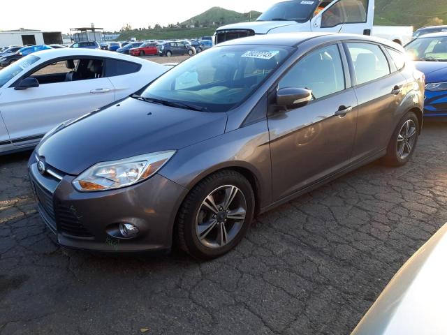 FORD FOCUS SE 2014 with VIN 1FADP3K2XEL391571 - Photo from auction