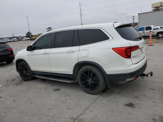Photo 2 from auction – 2016 HONDA PILOT EXL with VIN 5FNYF5H5XGB044937