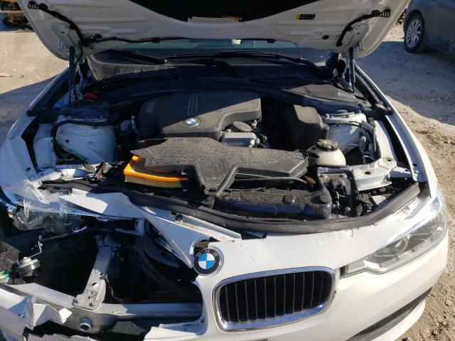 Photo 11 from auction – 2018 BMW 320 XI with VIN WBA8E5G56JNU47176