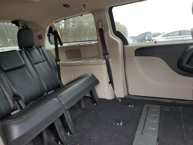 Photo 11 from auction – 2012 CHRYSLER TOWN & COU with VIN 2C4RC1CG2CR361298