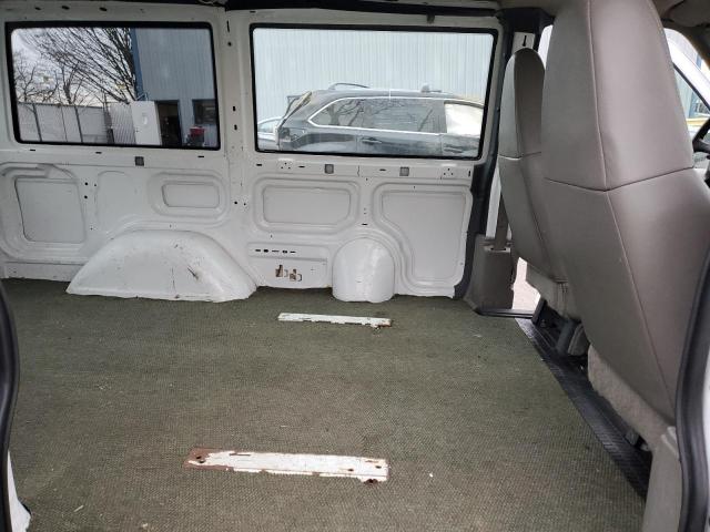 Photo 11 from auction – 2000 CHEVROLET ASTRO with VIN 1GCDL19W3YB193086