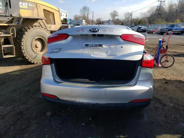 Photo 6 from auction – 2015 KIA FORTE LX with VIN KNAFK4A63F5271397