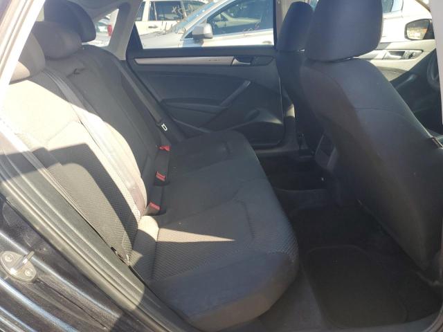 Photo 6 from auction – 2015 VOLKSWAGEN PASSAT S with VIN 1VWAT7A37FC093892